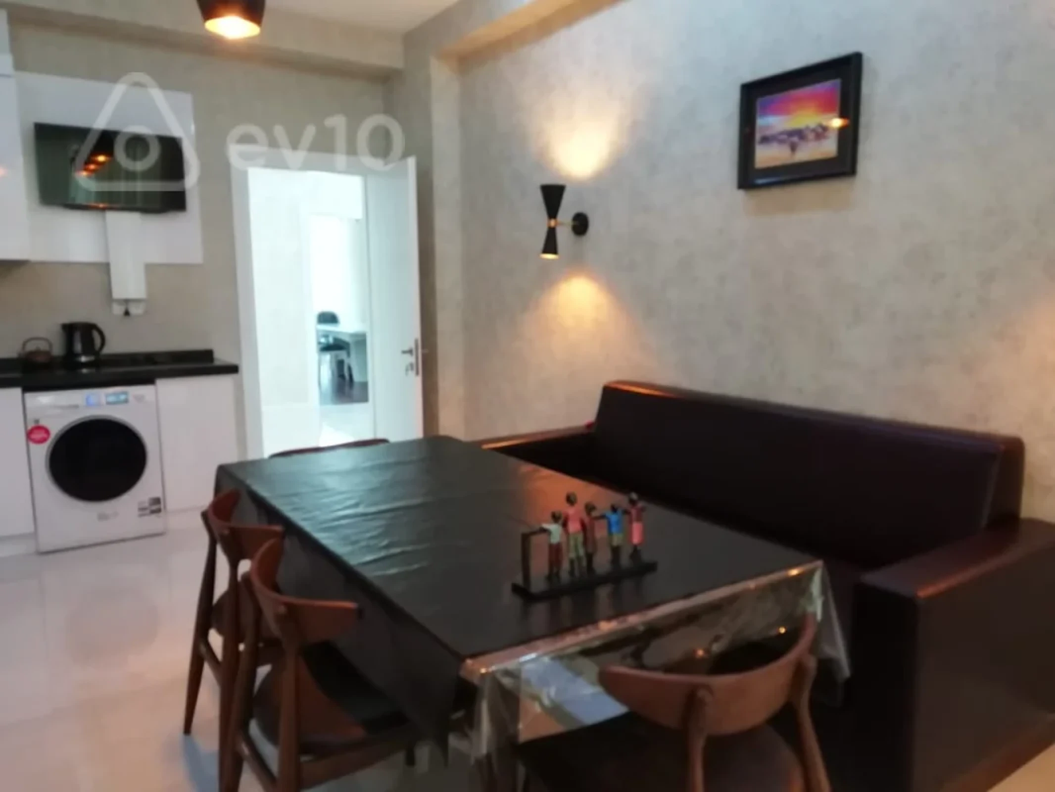Kirayə verilir 2 otaqlı yeni tikili 102 m²
