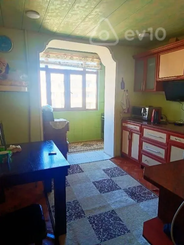 Satılır 3 otaqlı köhnə tikili 70 m²