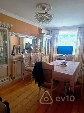 Satılır 3 otaqlı köhnə tikili 70 m² — Bakı, Suraxanı 3 otaq 70.00 m²