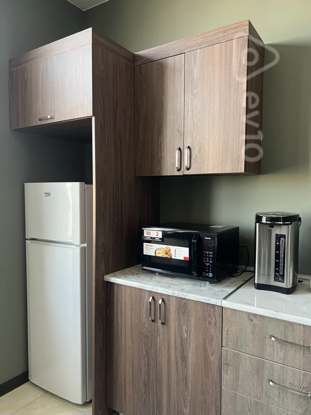 Kirayə verilir 1 otaqlı ofis 15 m²