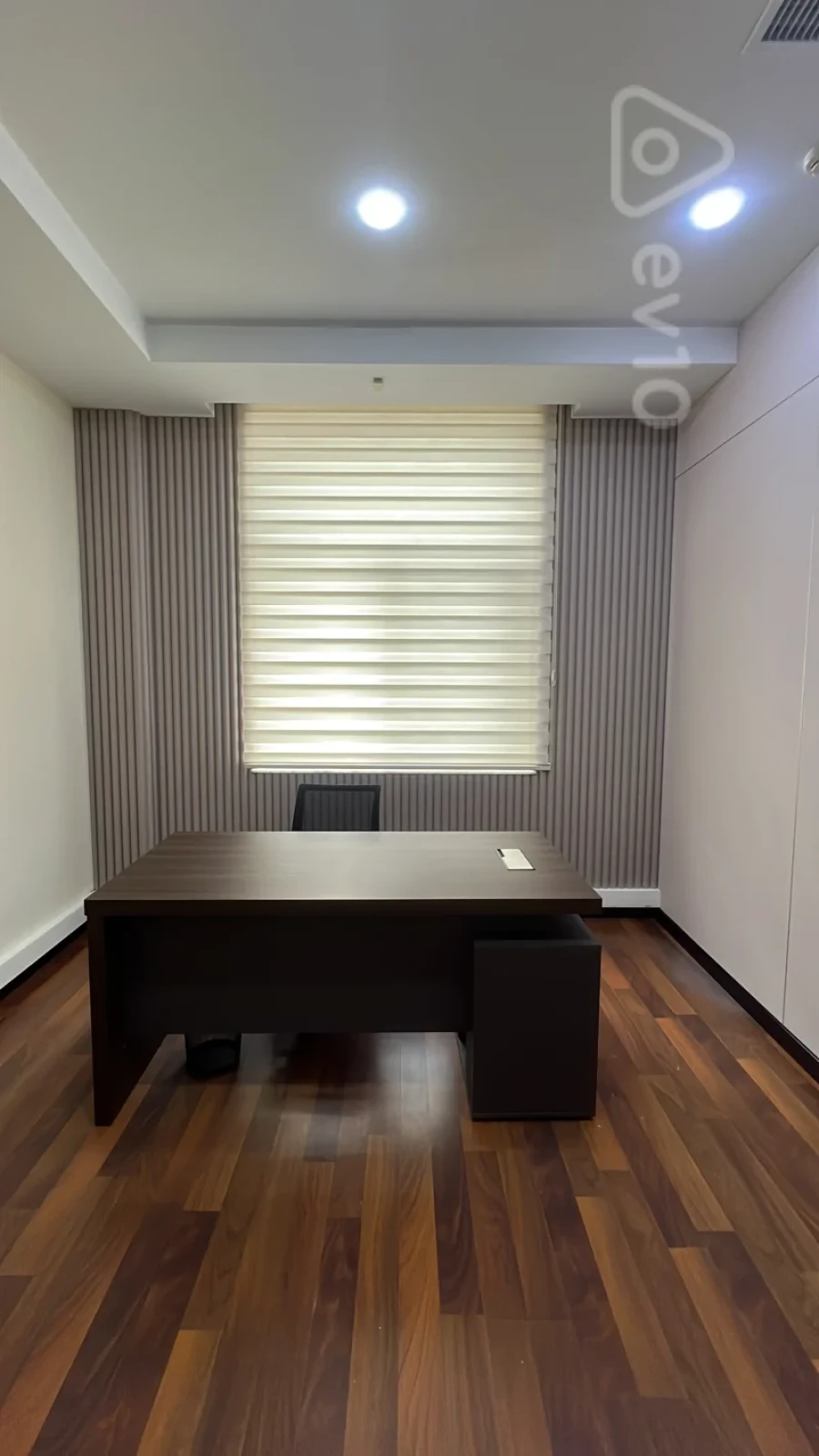 Kirayə verilir 1 otaqlı ofis 15 m²