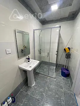 Kirayə verilir 2 otaqlı yeni tikili 55 m²