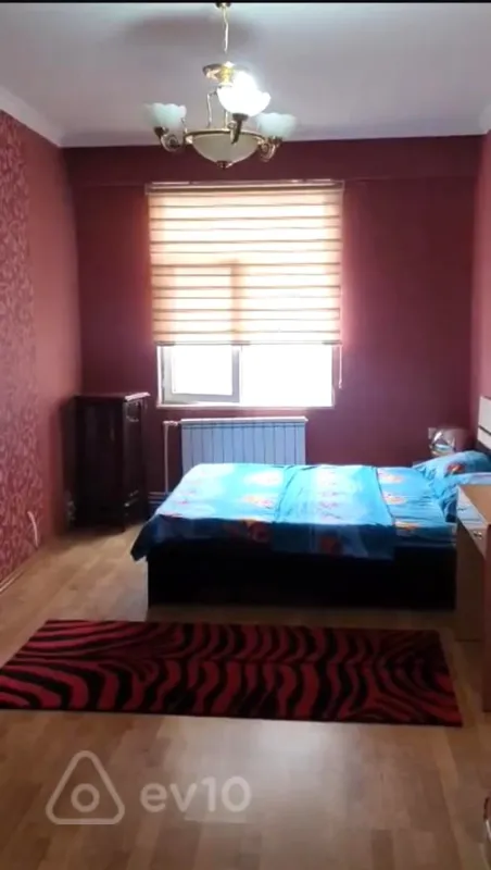 Kirayə verilir 2 otaqlı yeni tikili 80 m²