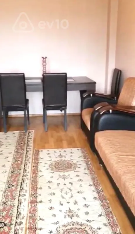 Kirayə verilir 2 otaqlı yeni tikili 80 m²