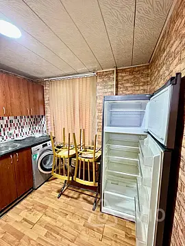 Satılır 2 otaqlı köhnə tikili 48 m²