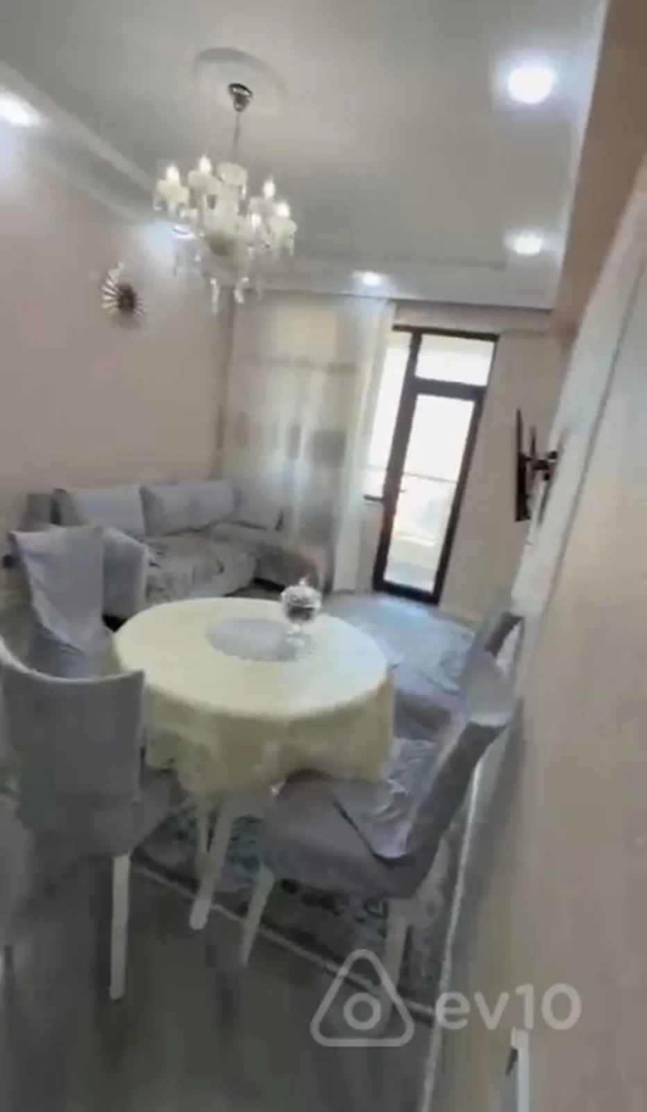 Kirayə verilir 2 otaqlı yeni tikili 60 m²