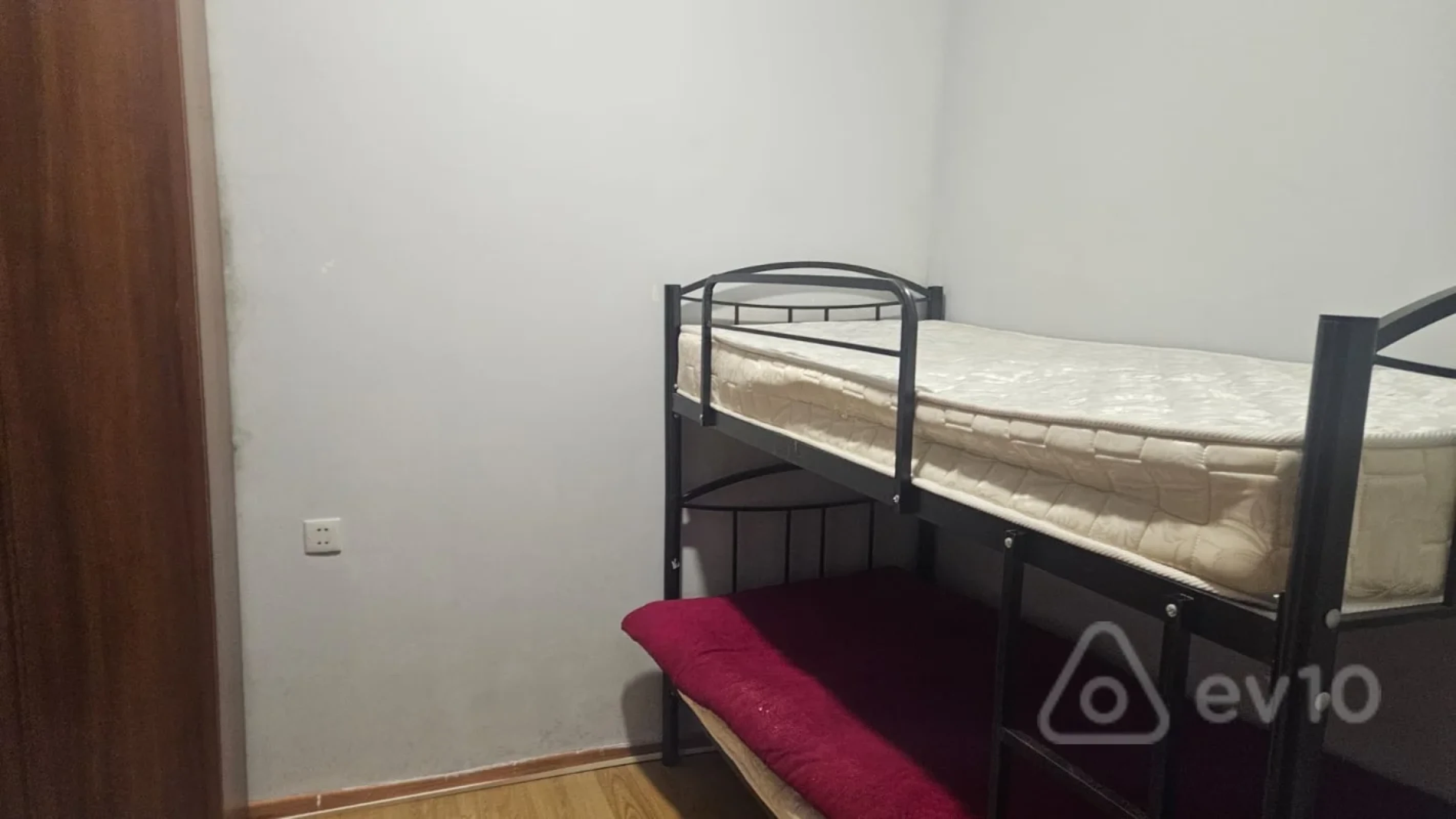 Kirayə verilir 3 otaqlı həyət evi 80 m²