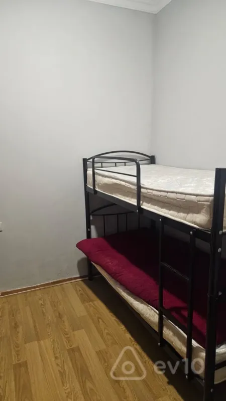 Kirayə verilir 3 otaqlı həyət evi 80 m²