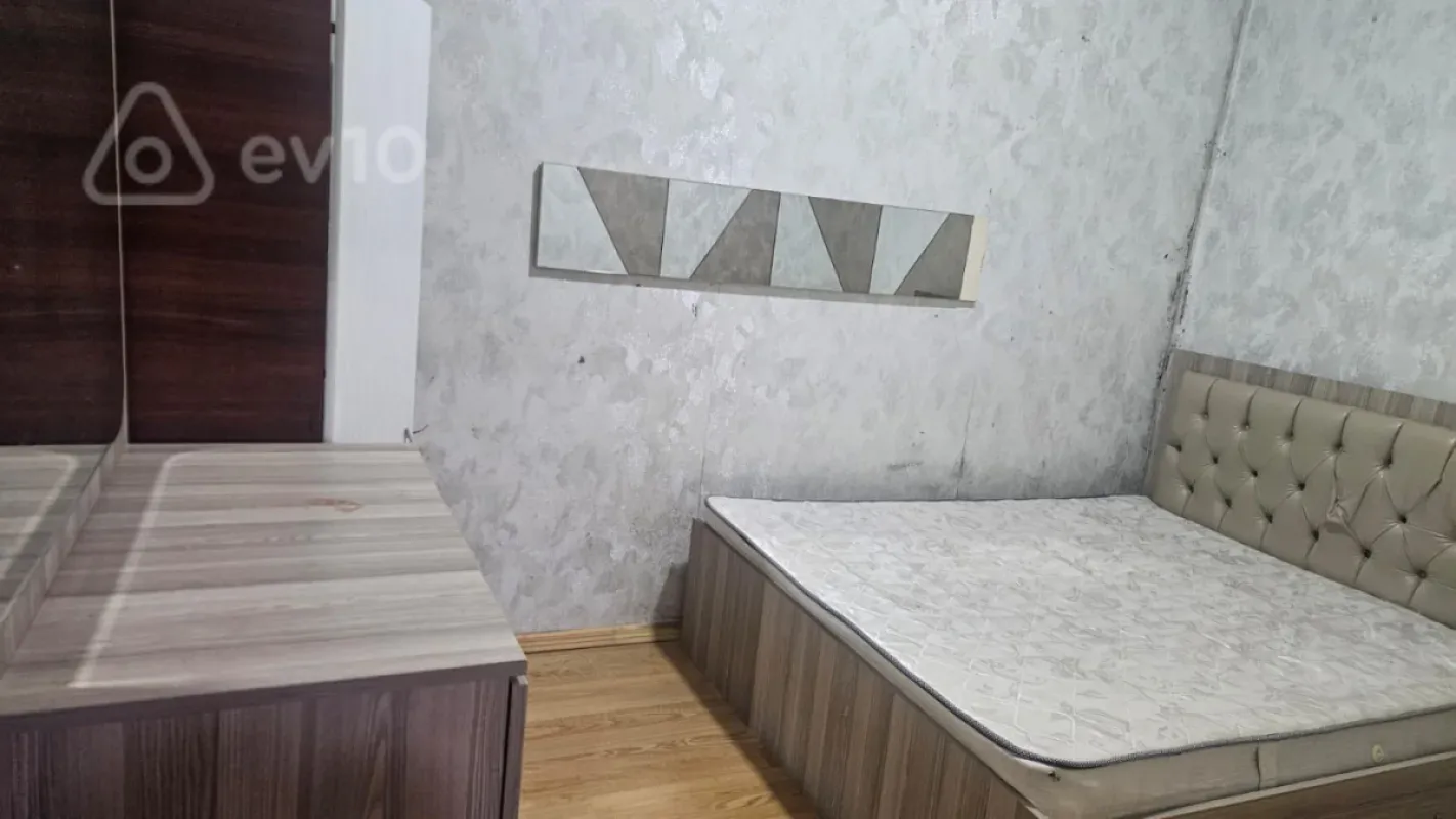 Kirayə verilir 3 otaqlı həyət evi 80 m²