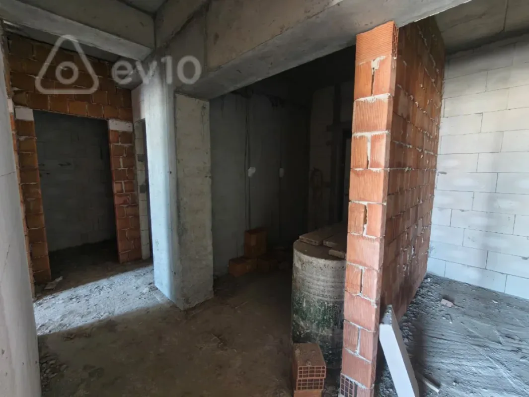 Satılır 3 otaqlı yeni tikili 92 m²