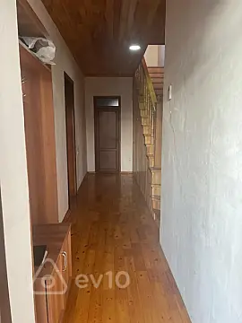 Kirayə verilir 3 otaqlı həyət evi 100 m²