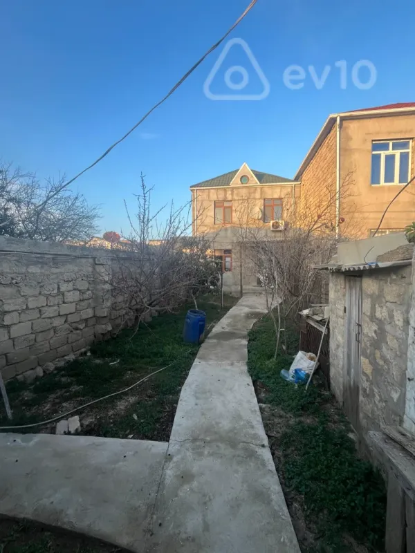 Kirayə verilir 3 otaqlı həyət evi 100 m²