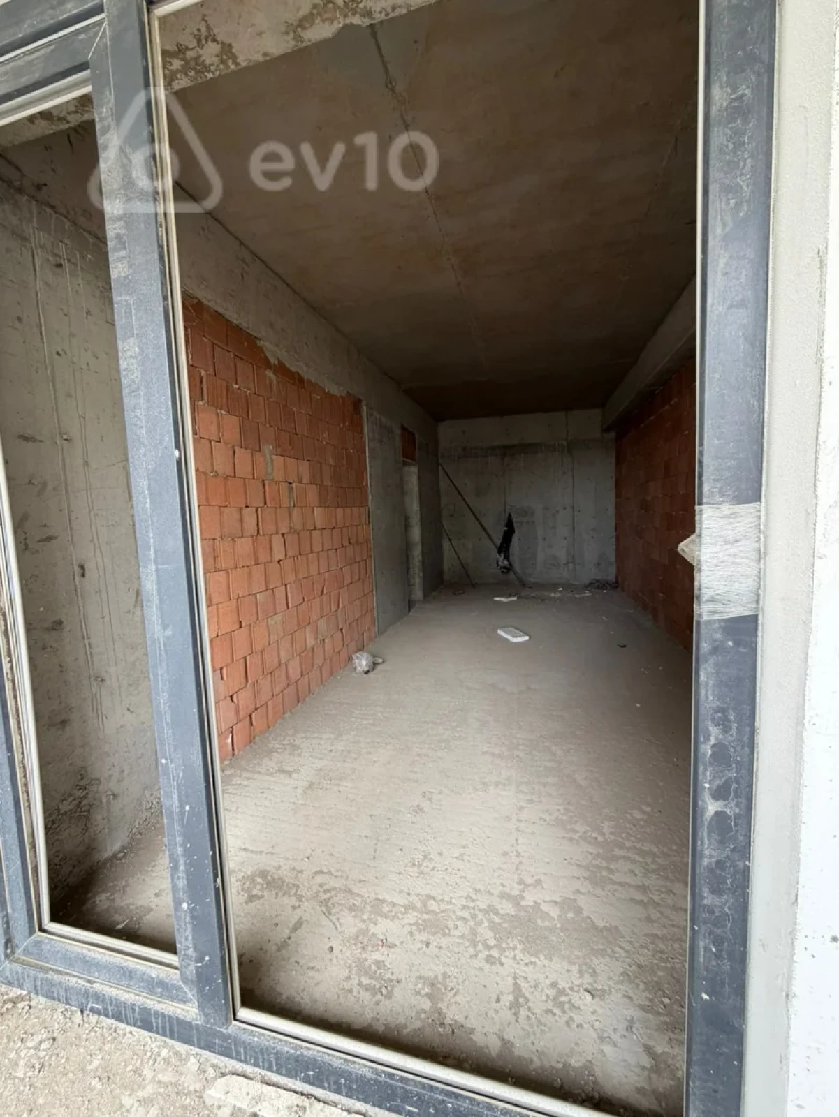 Satılır 2 otaqlı yeni tikili 90 m²