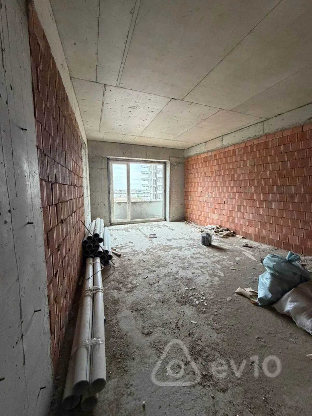 Satılır 2 otaqlı yeni tikili 90 m²