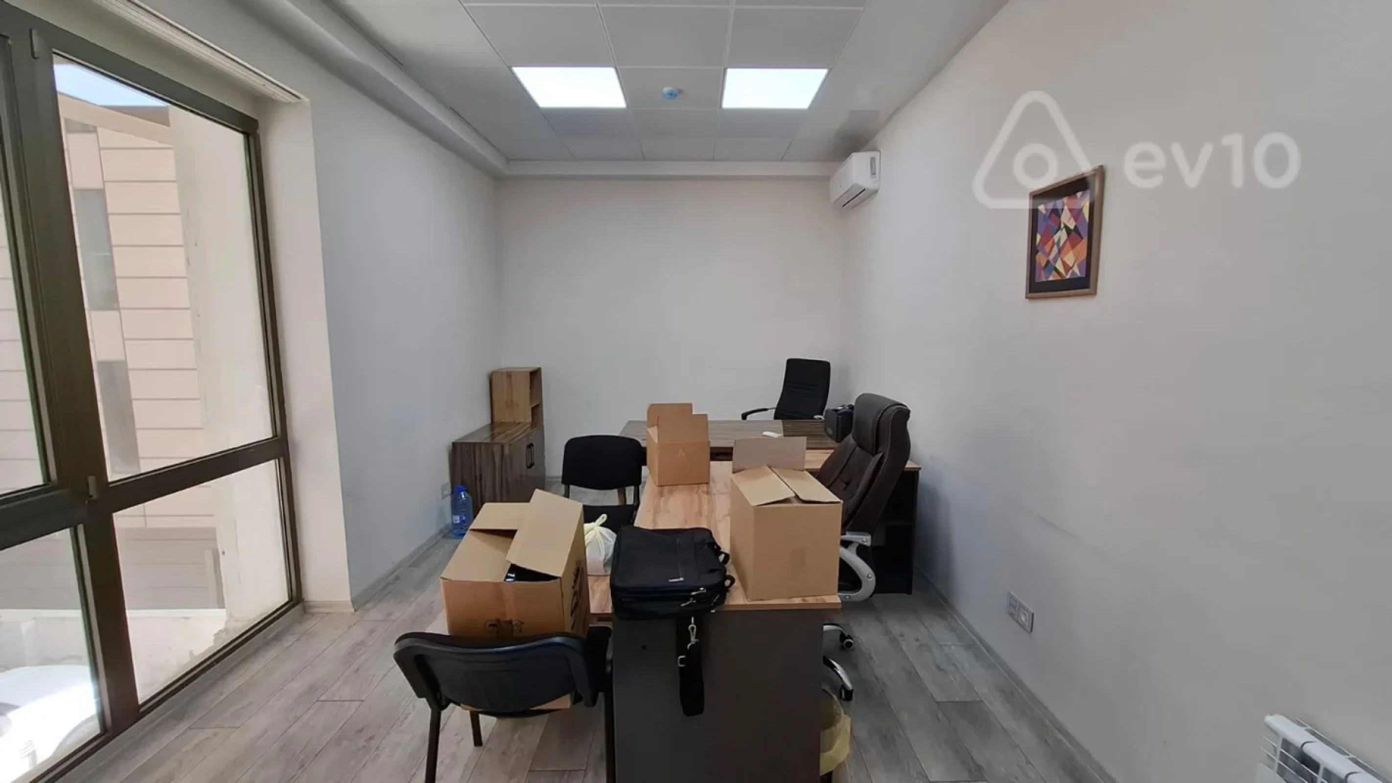 Kirayə verilir 1 otaqlı ofis 20 m²