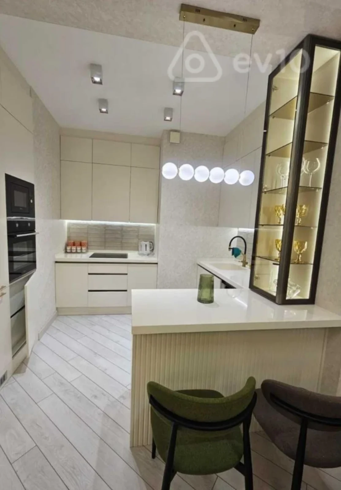 Kirayə verilir 3 otaqlı yeni tikili 110 m²