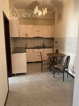 Kirayə verilir 3 otaqlı yeni tikili 105 m²