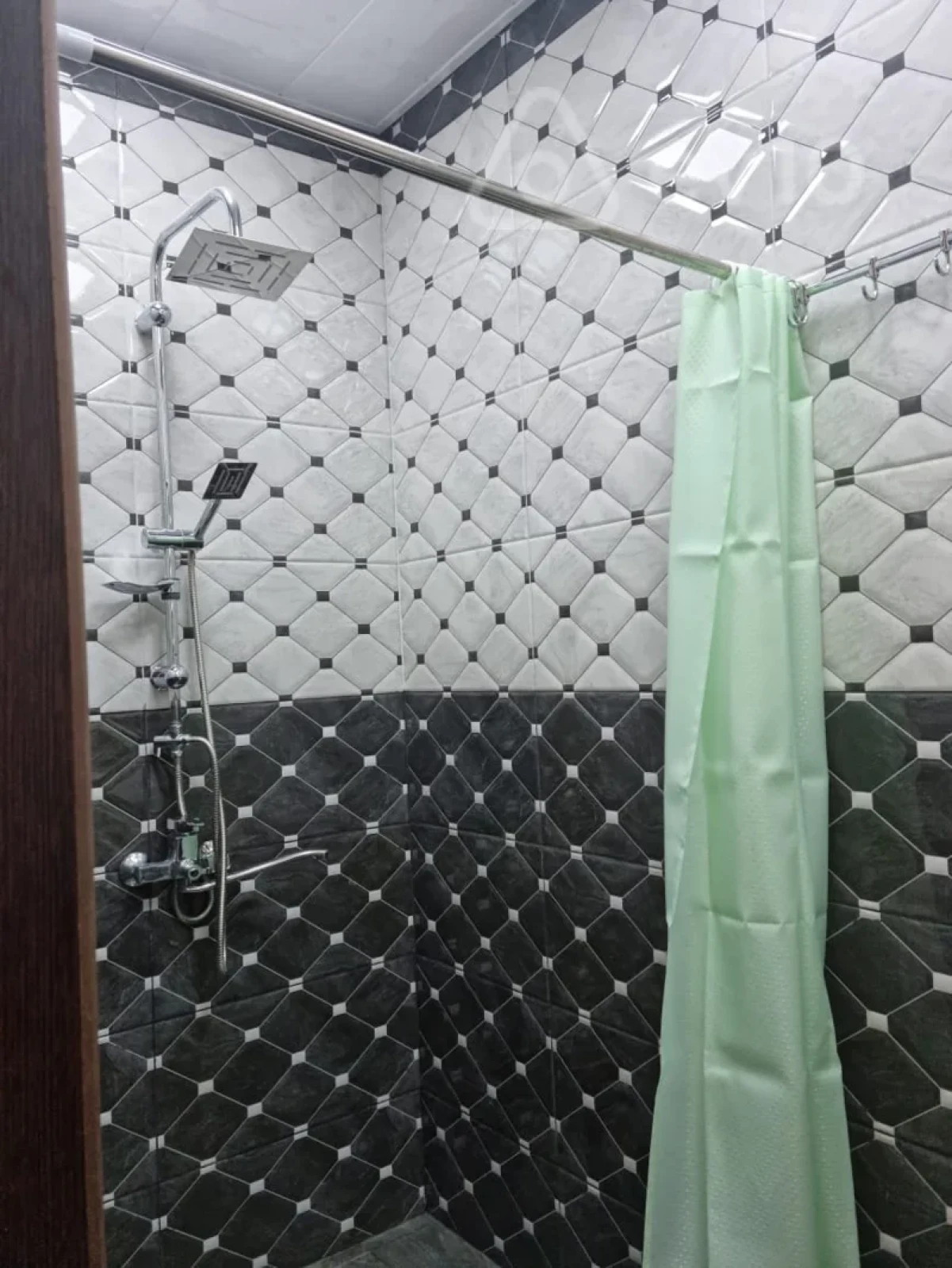 Kirayə verilir 3 otaqlı yeni tikili 105 m²