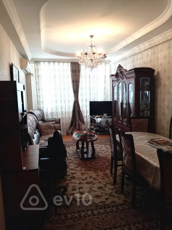 Satılır 2 otaqlı yeni tikili 72 m²