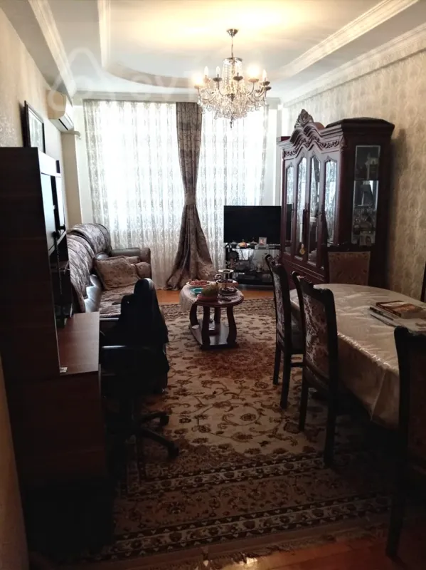 Satılır 2 otaqlı yeni tikili 72 m²