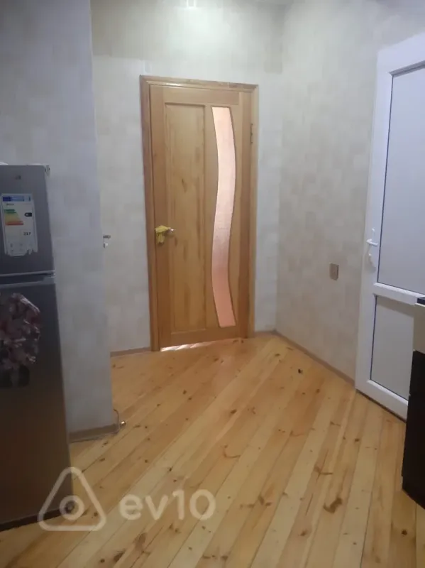 Kirayə verilir 2 otaqlı yeni tikili 58 m²