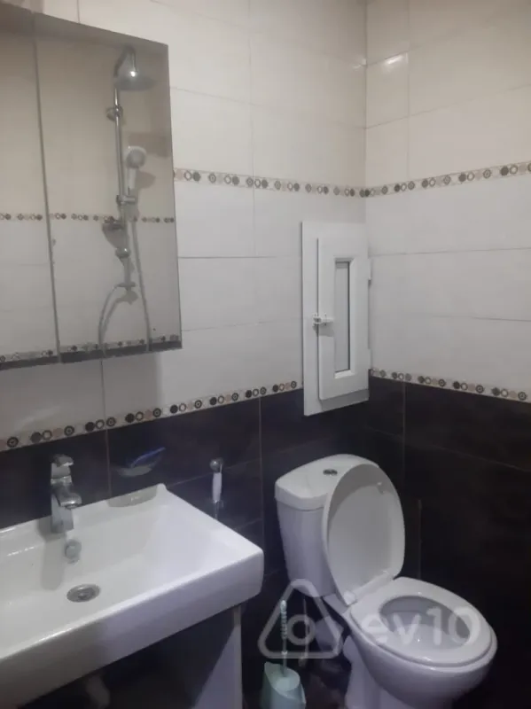 Kirayə verilir 2 otaqlı yeni tikili 58 m²