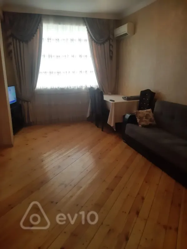 Kirayə verilir 2 otaqlı yeni tikili 58 m²