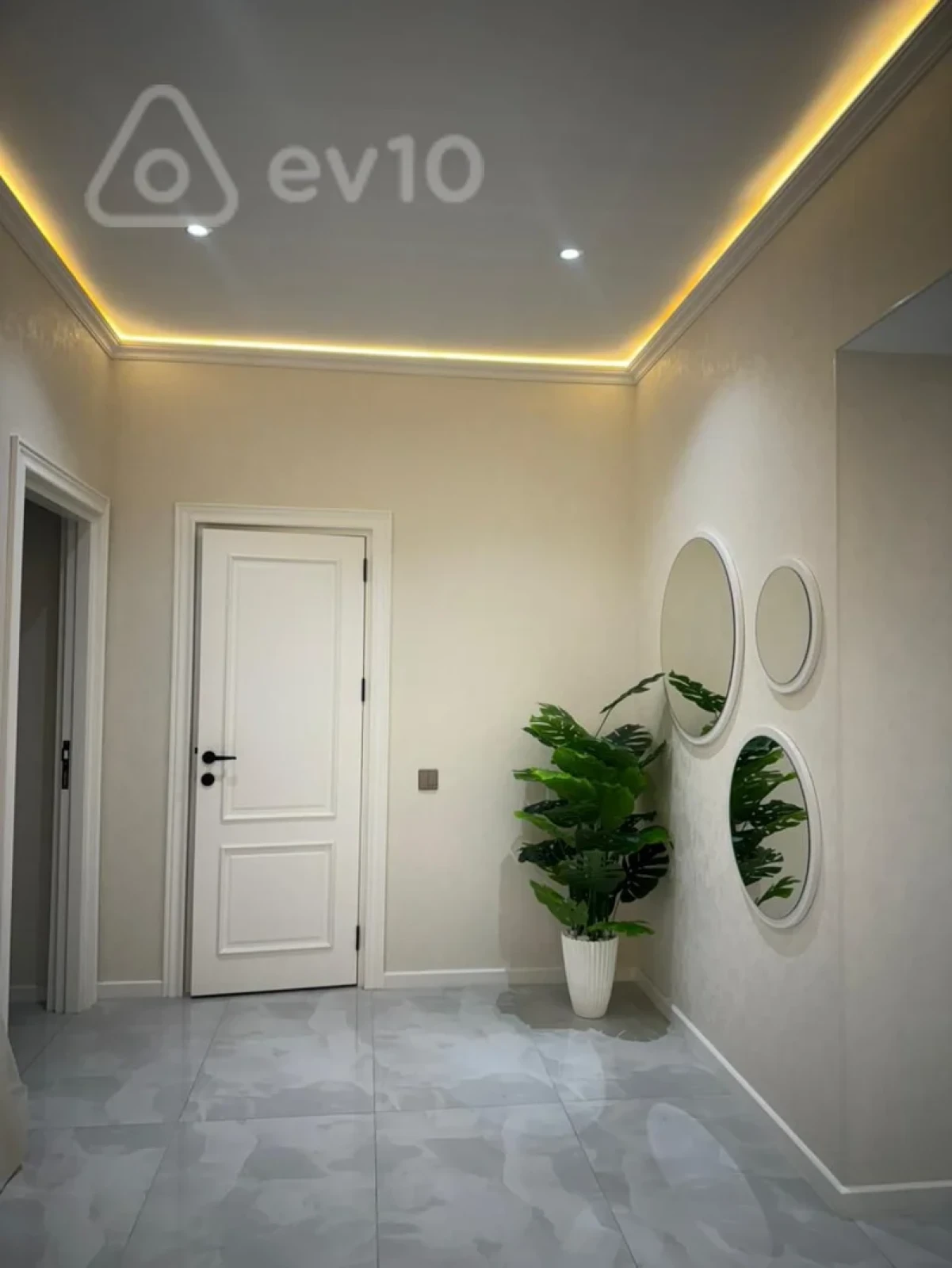 Kirayə verilir 3 otaqlı yeni tikili 148 m²