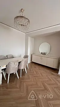 Kirayə verilir 3 otaqlı yeni tikili 148 m²