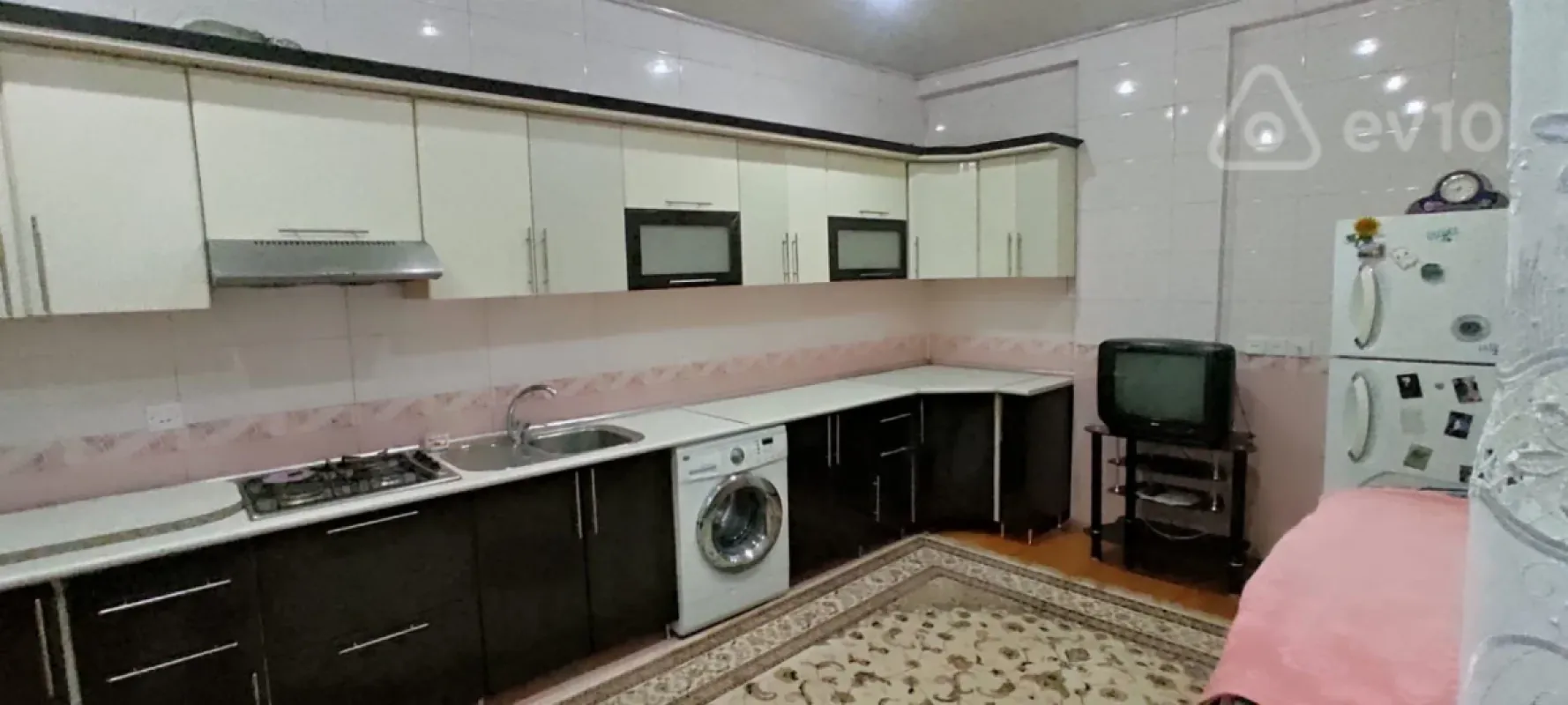 Kirayə verilir 2 otaqlı yeni tikili 65 m²