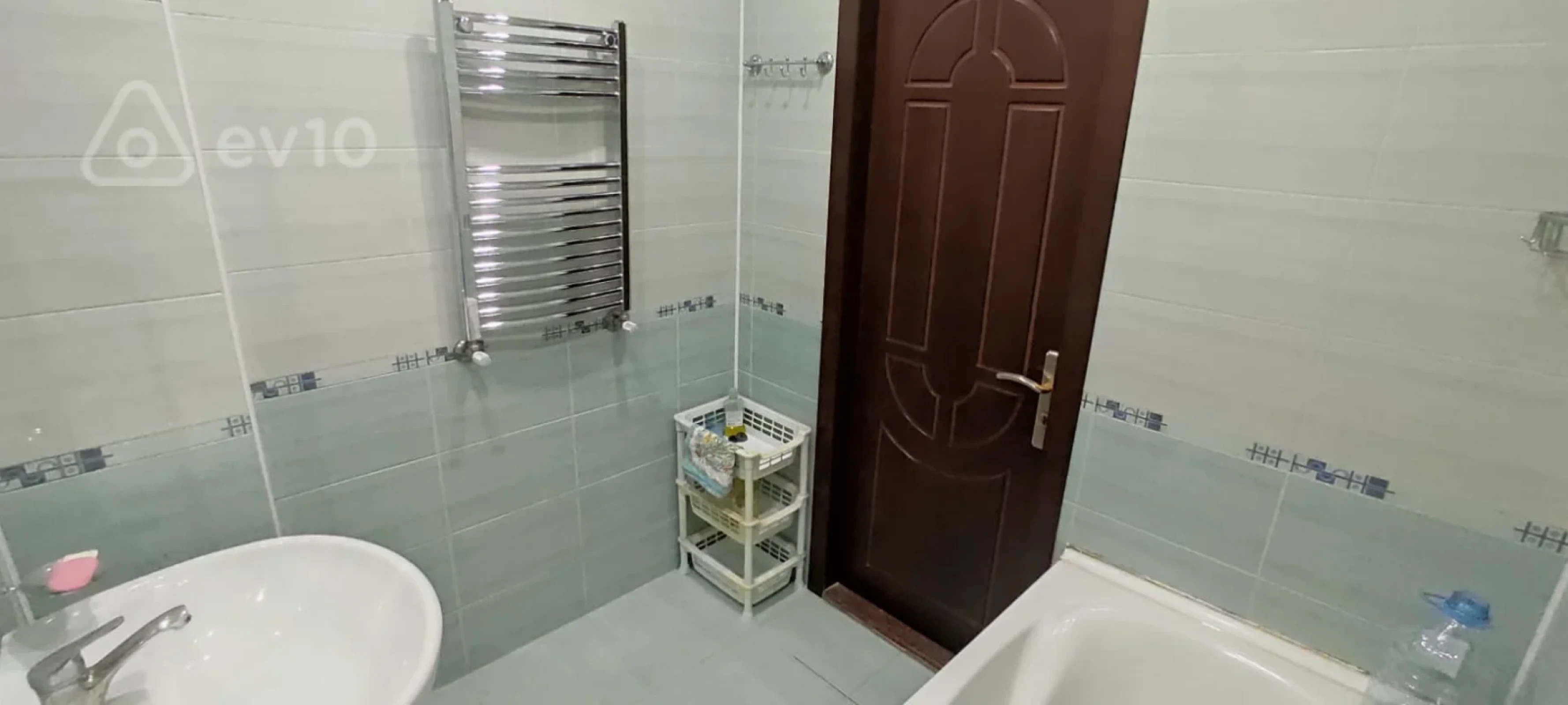 Kirayə verilir 2 otaqlı yeni tikili 65 m²