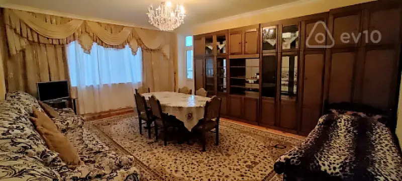 Kirayə verilir 2 otaqlı yeni tikili 65 m²