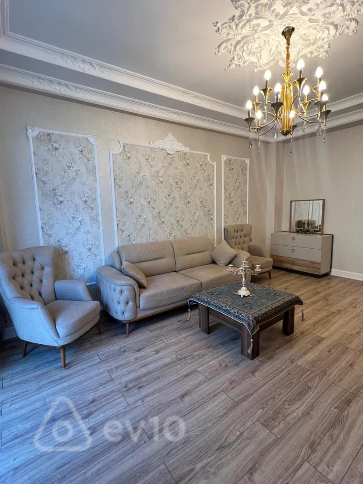 Satılır 2 otaqlı yeni tikili 92 m²