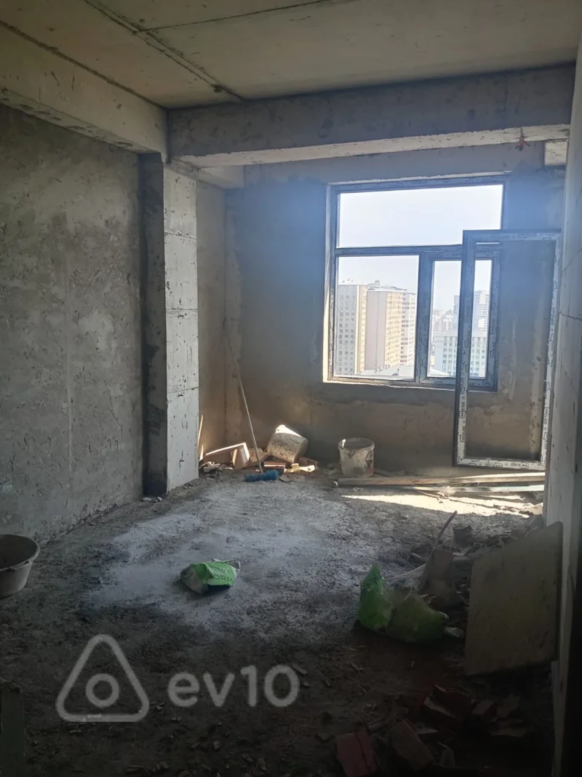 Satılır 1 otaqlı yeni tikili 44.3 m²