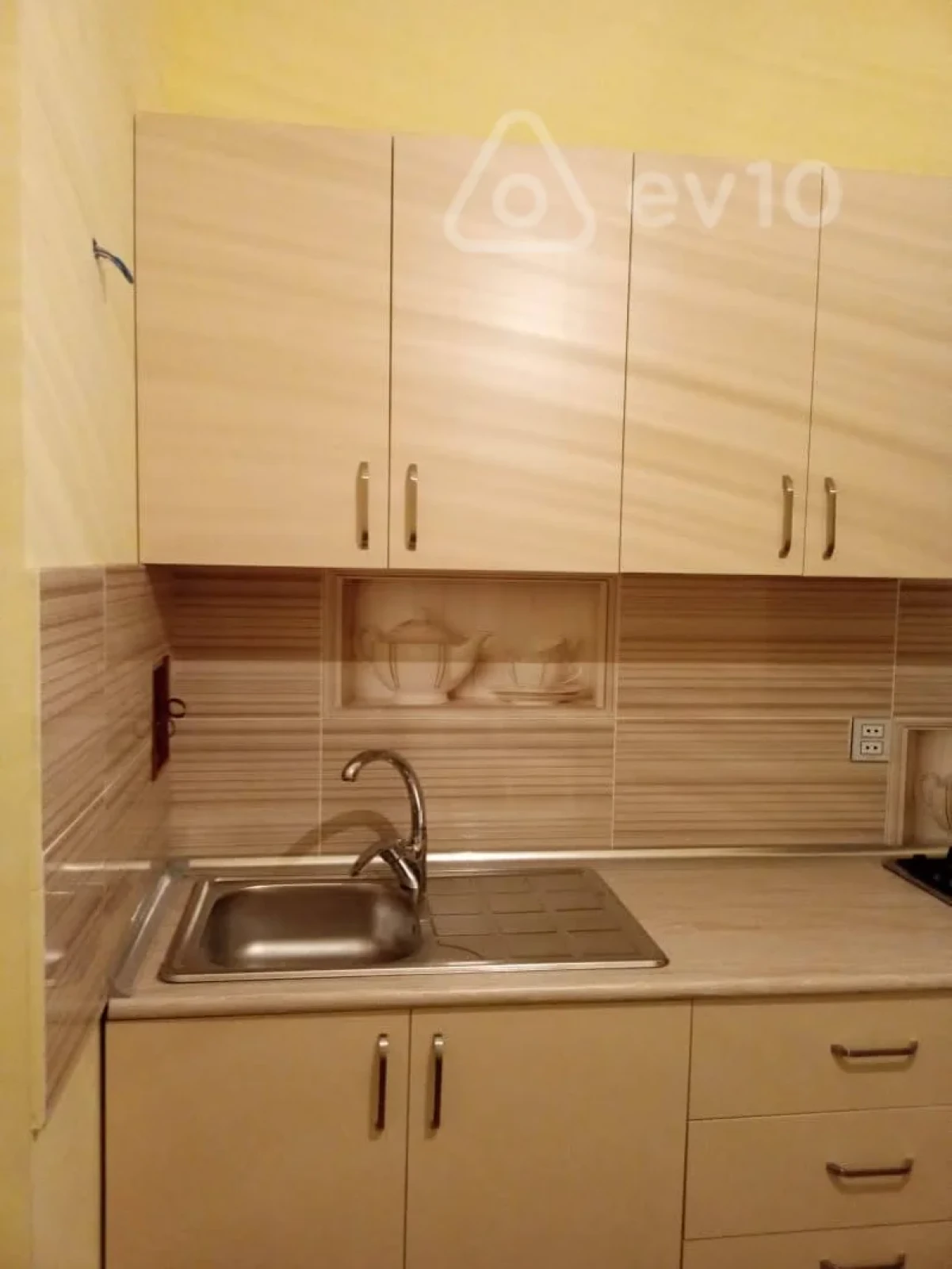 Kirayə verilir 1 otaqlı yeni tikili 40 m²