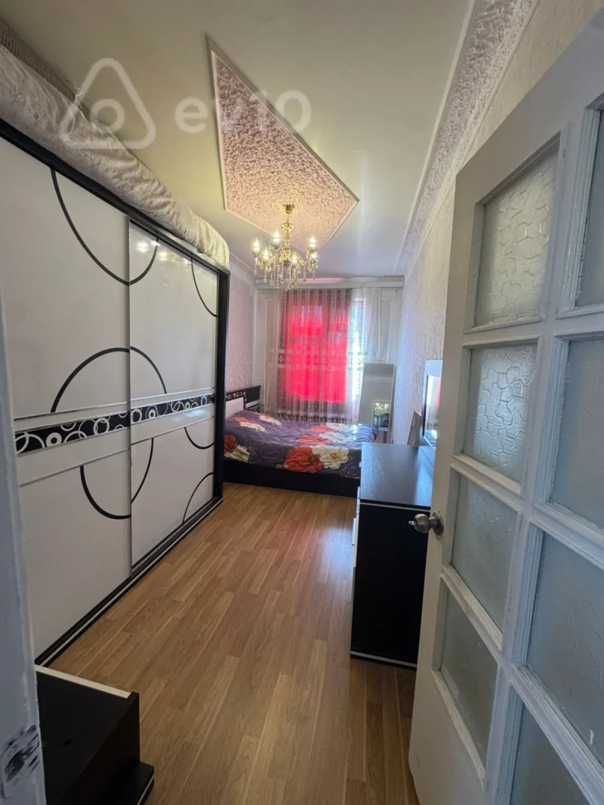 Kirayə verilir 2 otaqlı köhnə tikili 48 m²