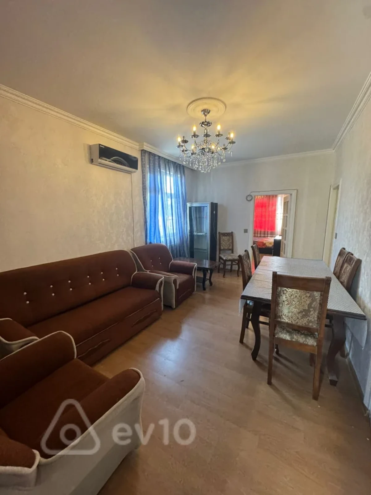 Kirayə verilir 2 otaqlı köhnə tikili 48 m²