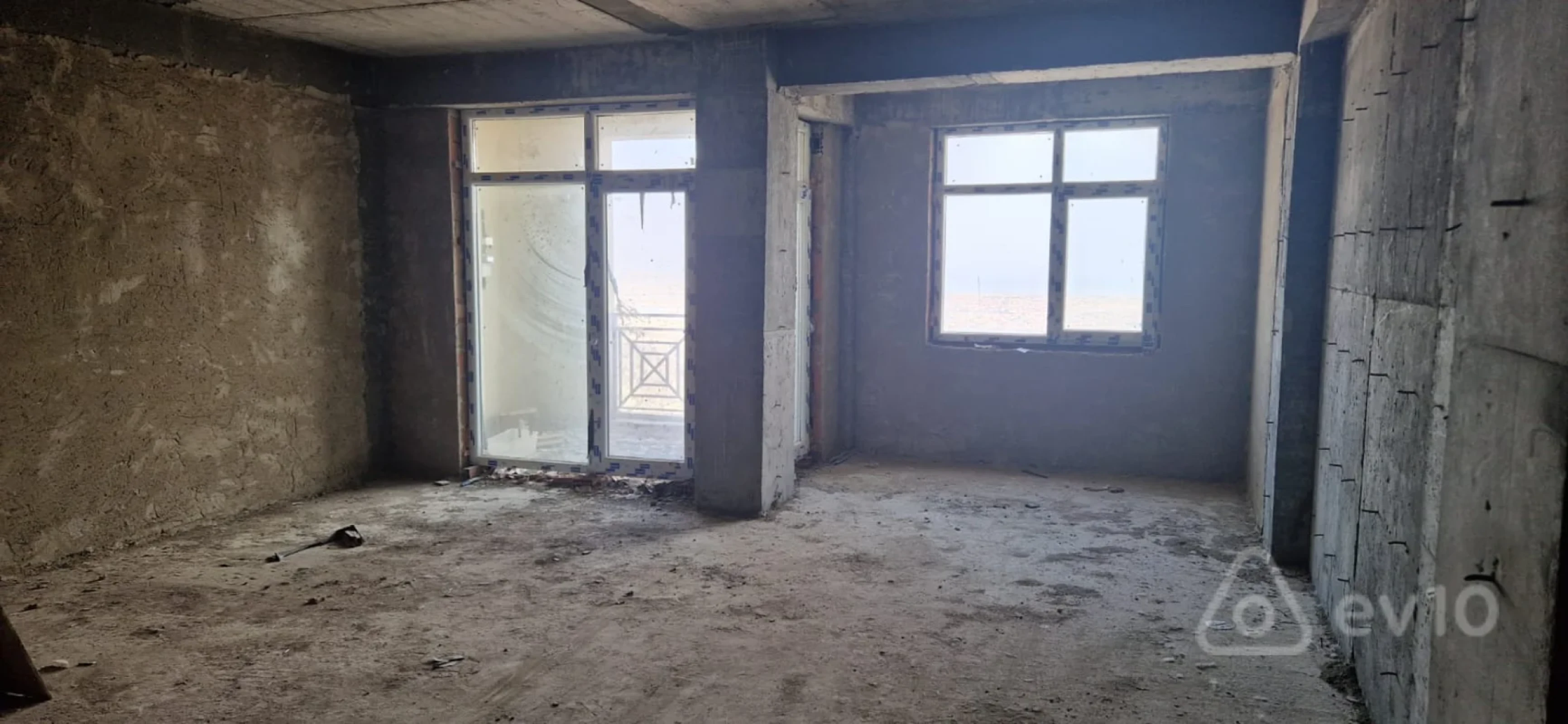 Satılır 1 otaqlı yeni tikili 60 m²