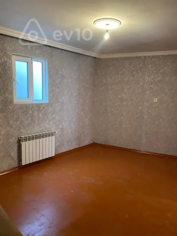 Satılır 2 otaqlı həyət evi 60 m²