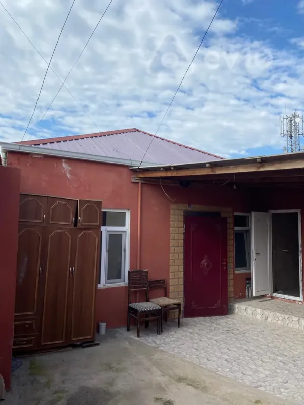 Satılır 2 otaqlı həyət evi 60 m²