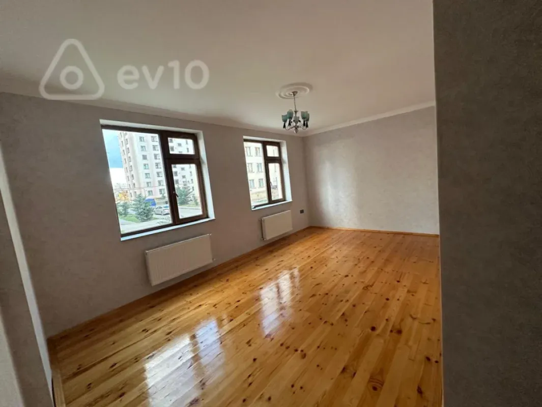 Satılır 4 otaqlı yeni tikili 110 m²
