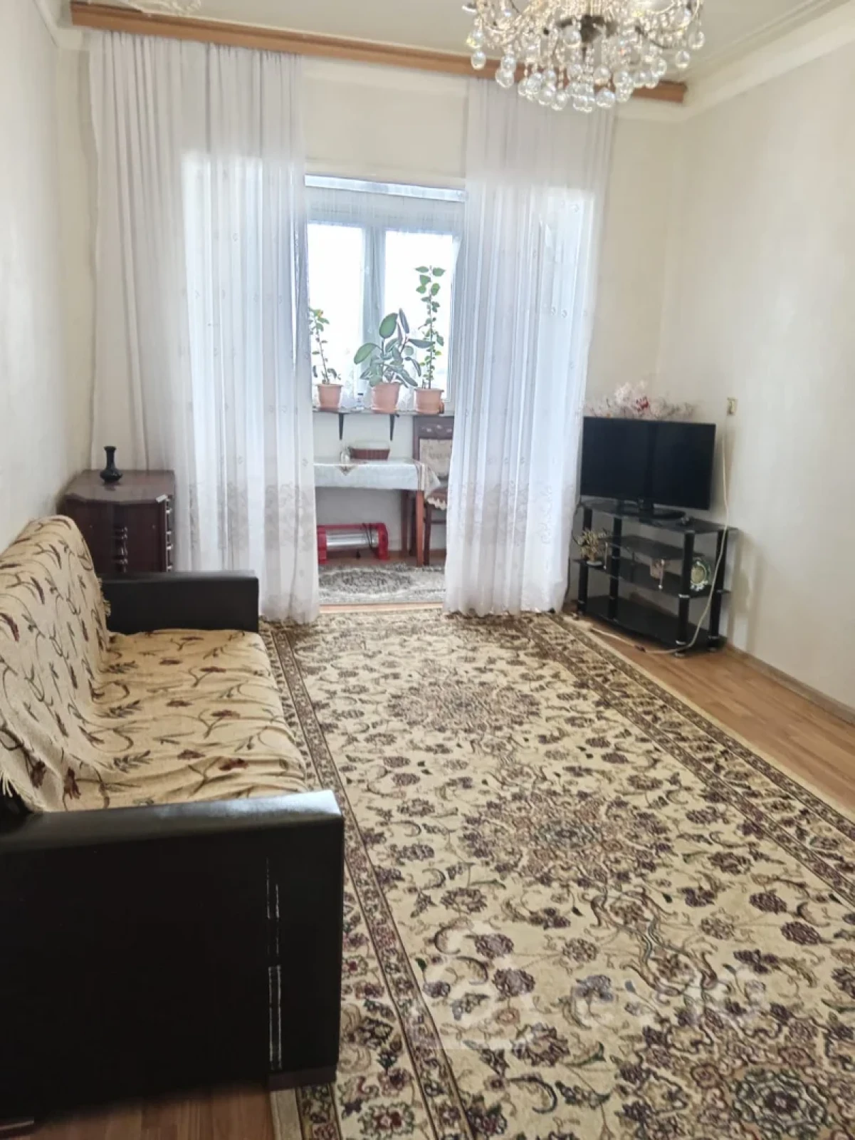 Kirayə verilir 1 otaqlı yeni tikili 60 m²