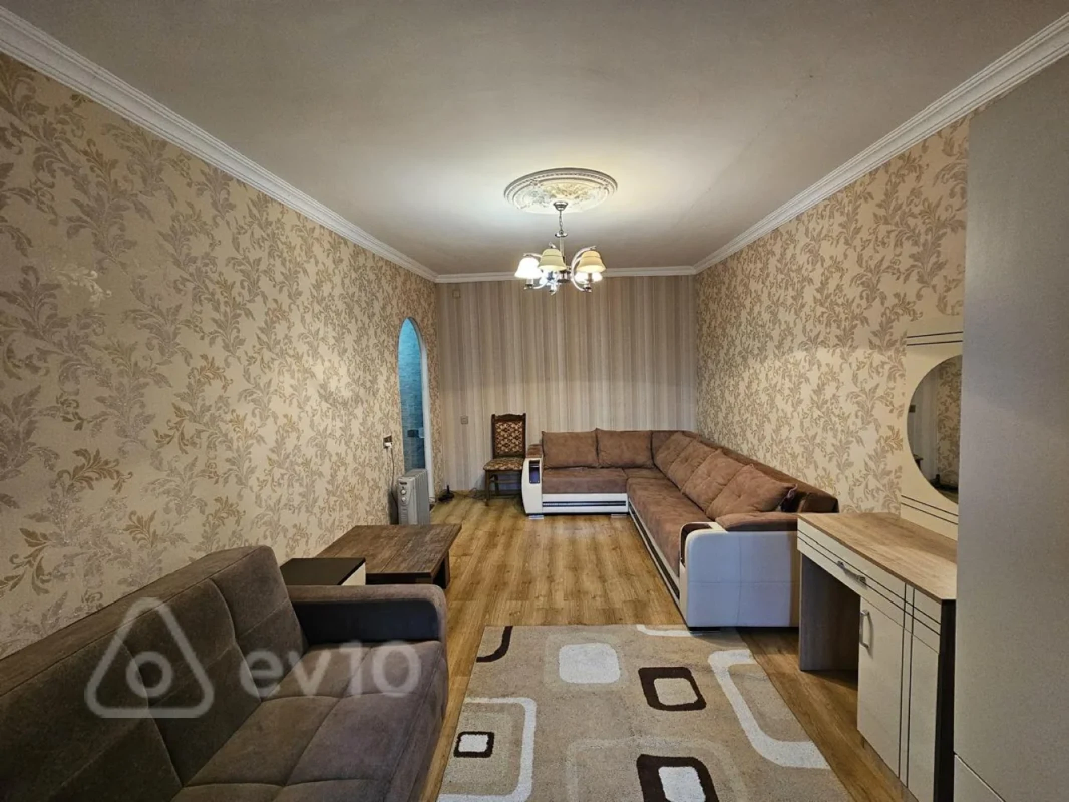 Kirayə verilir 2 otaqlı köhnə tikili 35 m²