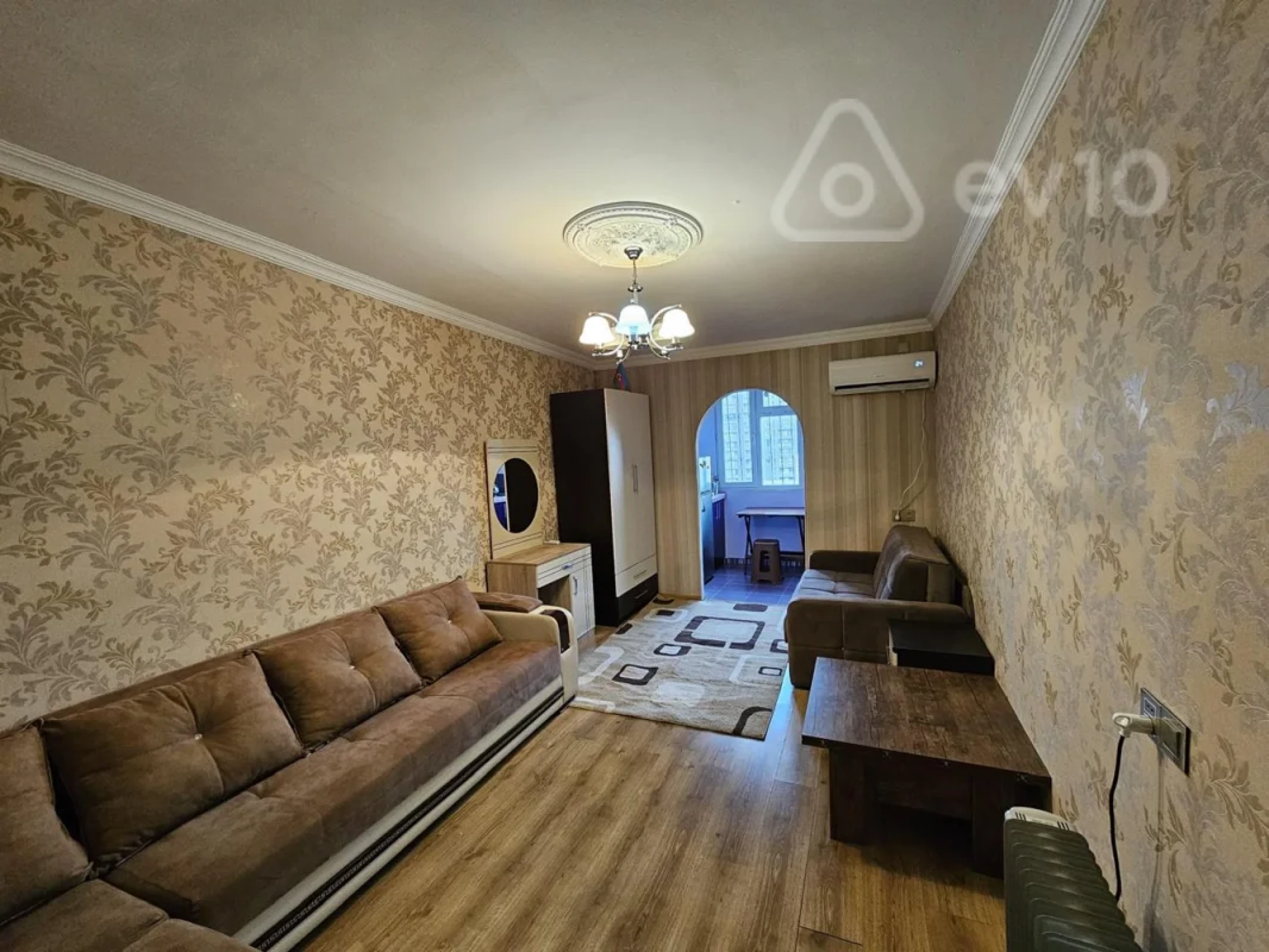 Kirayə verilir 2 otaqlı köhnə tikili 35 m²