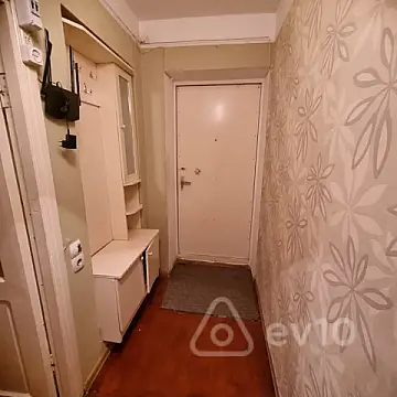 Kirayə verilir 3 otaqlı köhnə tikili 80 m²