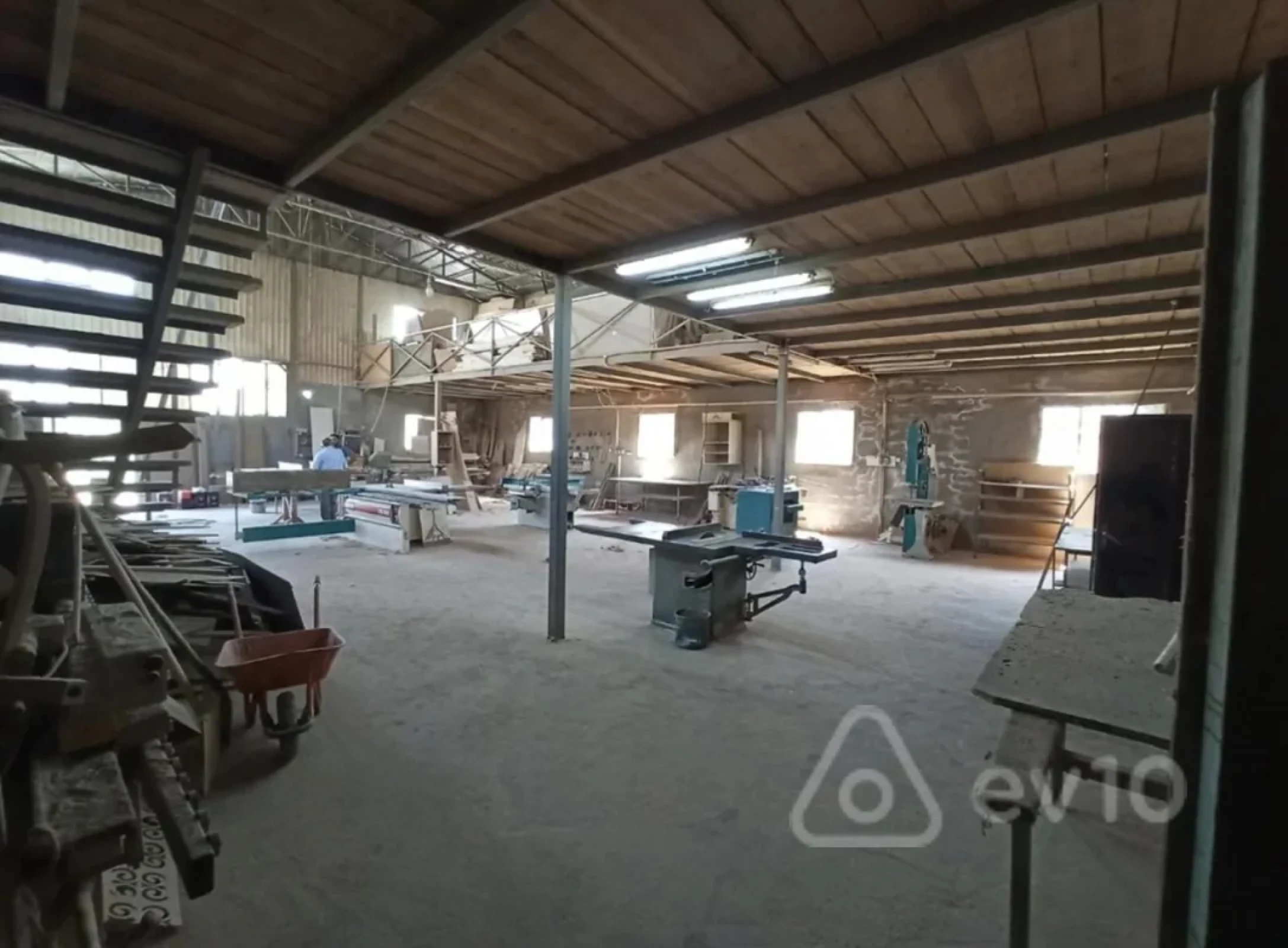 Kirayə verilir mənzil 500 m²