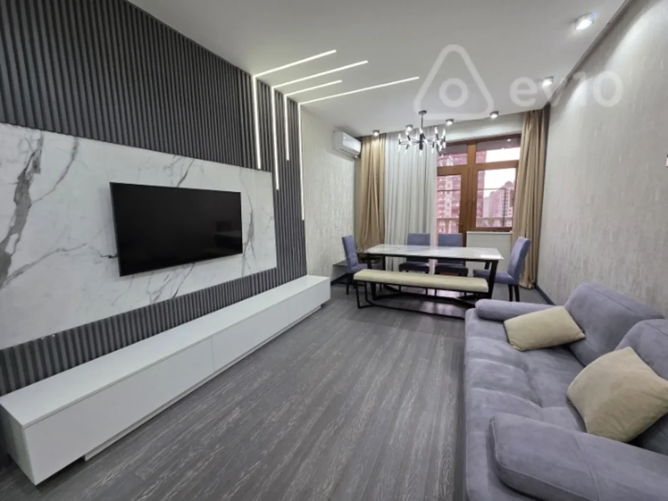 Kirayə verilir 2 otaqlı yeni tikili 70 m²