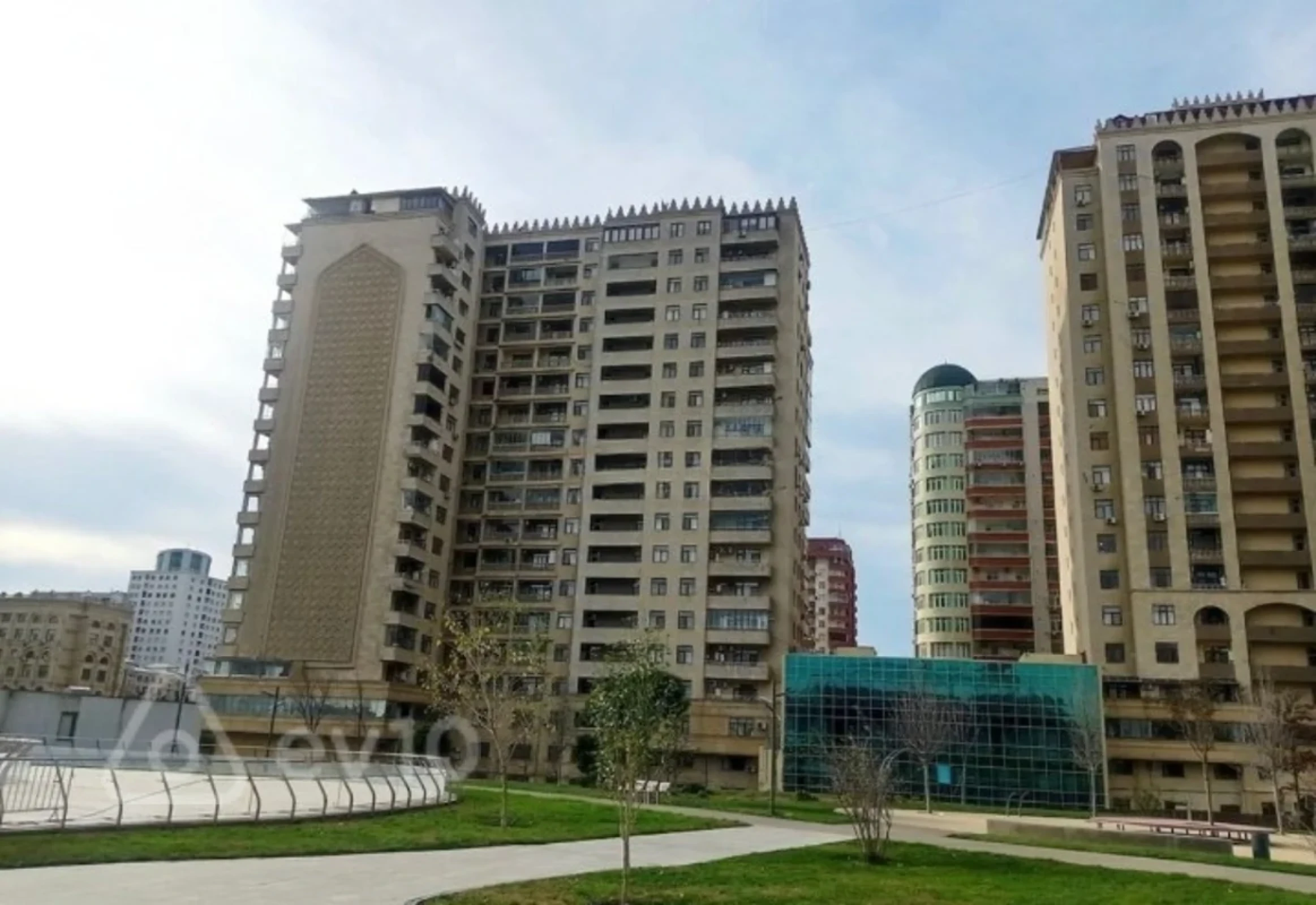 Kirayə verilir 2 otaqlı yeni tikili 70 m²