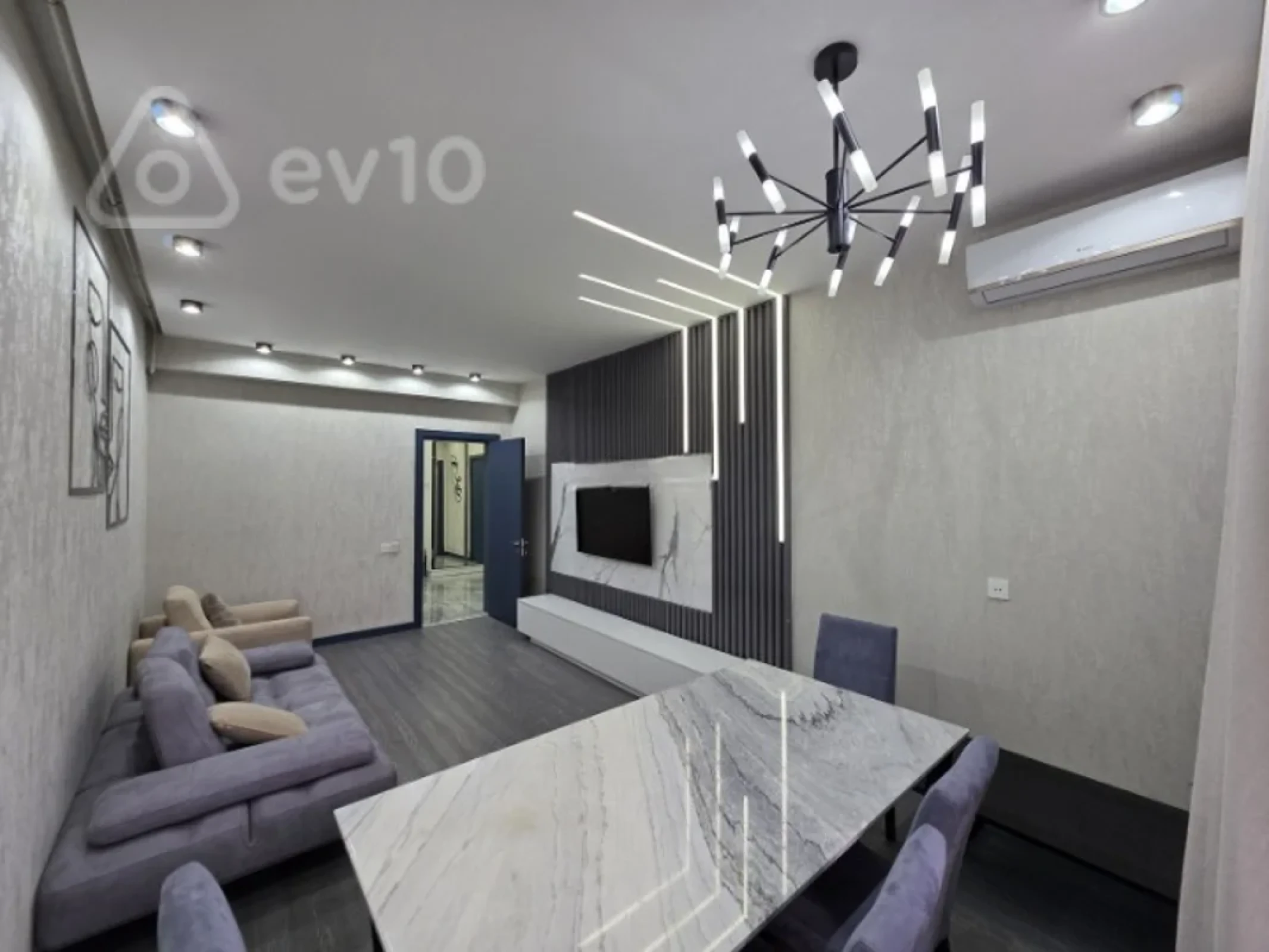 Kirayə verilir 2 otaqlı yeni tikili 70 m²
