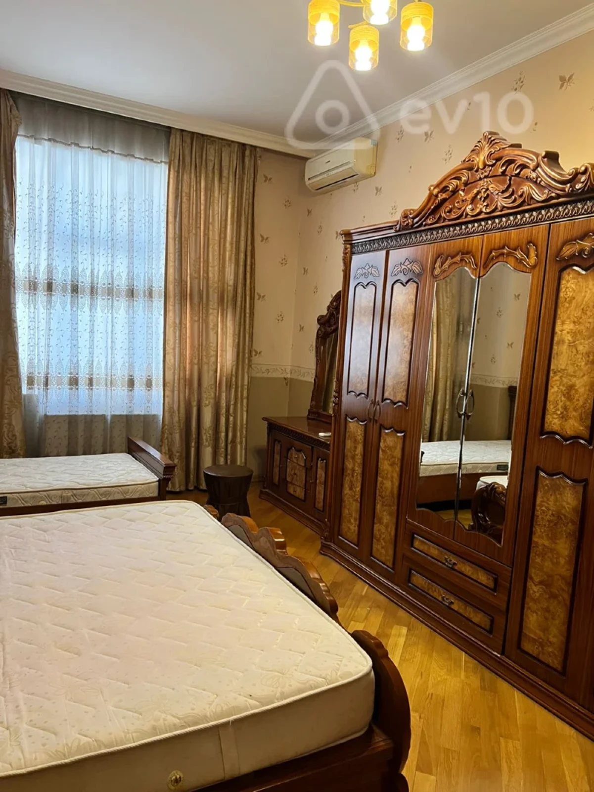 Kirayə verilir 2 otaqlı yeni tikili 100 m²